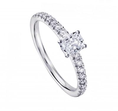 Кольцо для помолвки из белого золота с бриллиантами