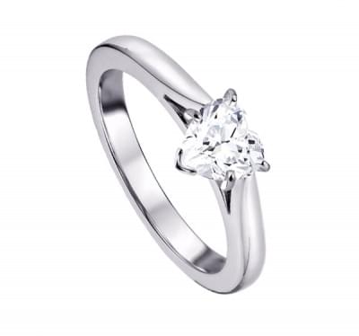 Кольцо для помолвкииз белого золота с бриллиантами