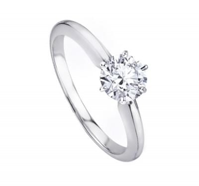 Кольцо для помолвки из платины с бриллиантом