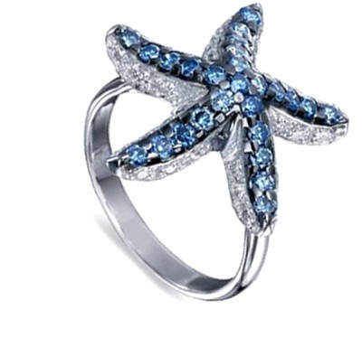 Золотое кольцо с бриллиантами и голубыми бриллиантами
