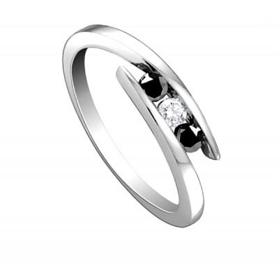  Золотое кольцо с черными и белыми бриллиантами (1154854),v12(2932-1154854),цена 23 322 грн.