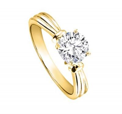 Кольцо для помолвки из желтого золота с бриллиантом