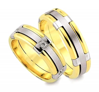 Золотые кольца с бриллиантами